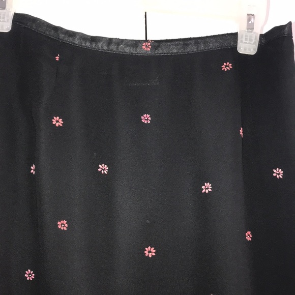 Women’s Semi-Sheer Floral Skirt - Picture 2 of 9